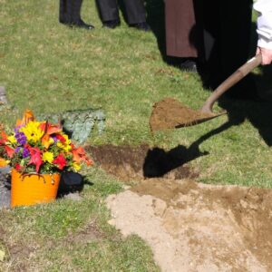 Many are unaware that graveside services are an option for a funeral